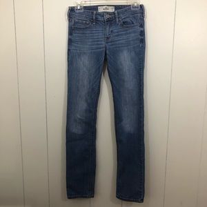 Hollister Jeans size 3R 26